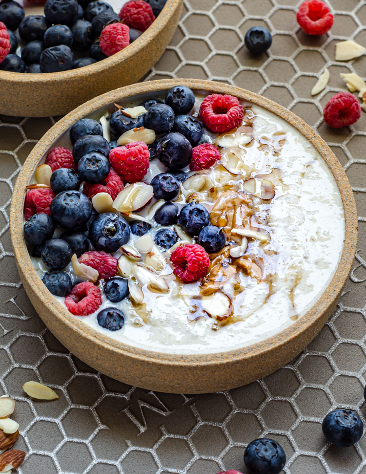 vegan quinoa porridge with fresh fruit toppings