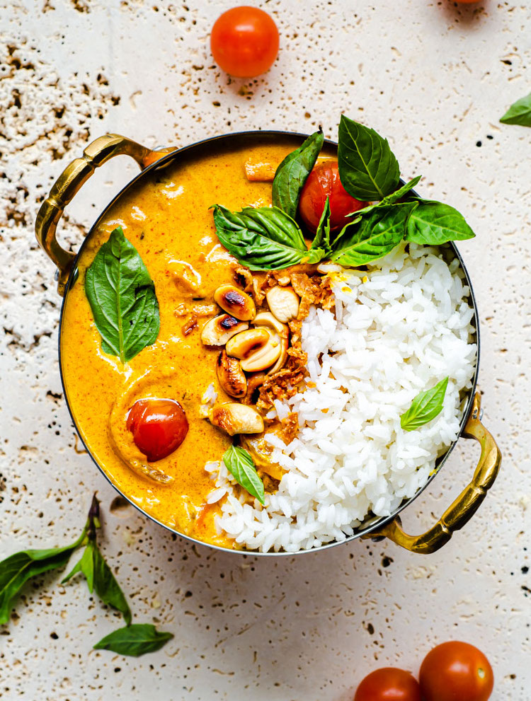 Tomato Coconut Curry in a serving bowl